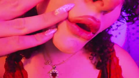 Lucy or Lucian 3 Come to my social Links3   online show from April 14, 6:51 am