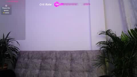 luciiana online show from October 21, 3:42 am