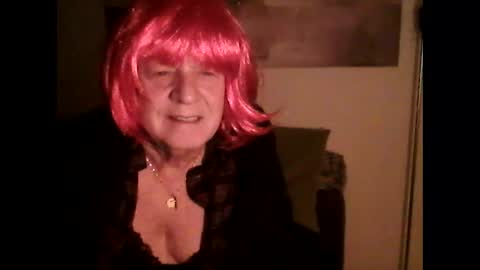 hothornylucy online show from February 9, 6:33 am