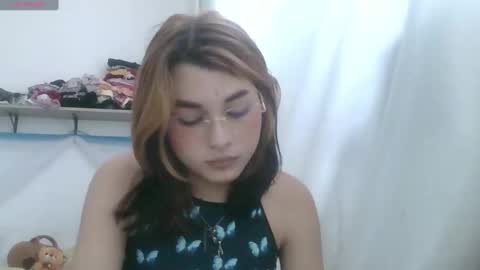 Lucrecia... new accout...OFS LU 21 online show from January 22, 2:56 pm