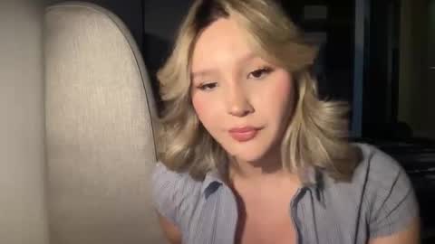 Lunacats online show from March 17, 1:09 am