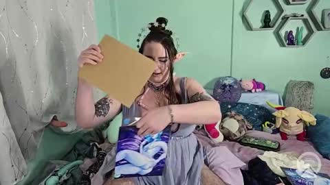 Lunar Fae Stellaris online show from February 4, 11:09 pm