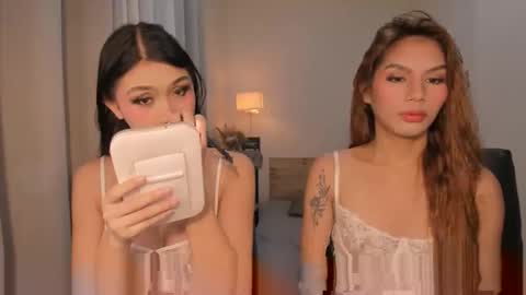 lustfulvelvet online show from January 15, 12:15 pm