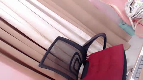 lustyseraphina online show from October 2, 2:01 am