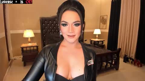 Alison Kloss online show from November 23, 12:02 am