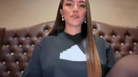 Alison Kloss online show from February 24, 2:04 am