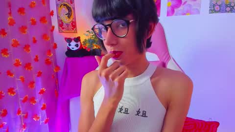 Madeline  online show from March 18, 5:19 am