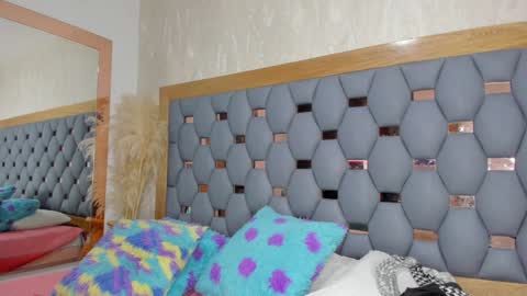 Madison madi online show from December 7, 3:42 am