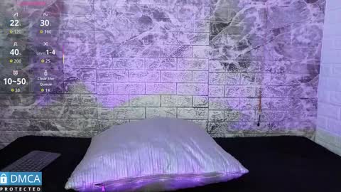 maevekuro online show from October 3, 3:39 am