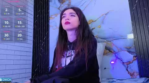 maevekuro online show from October 20, 3:10 am