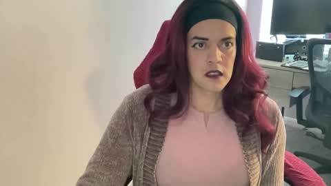 Maira online show from February 12, 5:08 pm