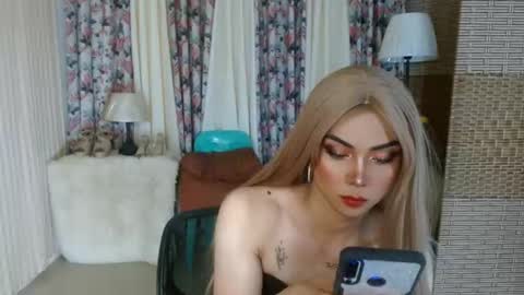 majestic_ladyboy online show from March 5, 9:45 am