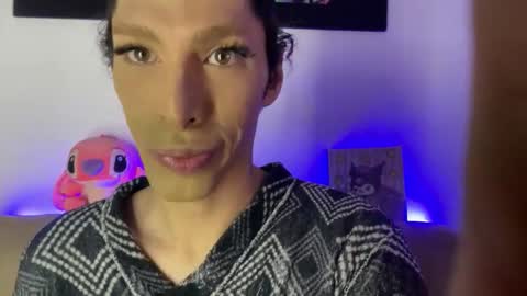 Pau  online show from October 19, 7:17 pm