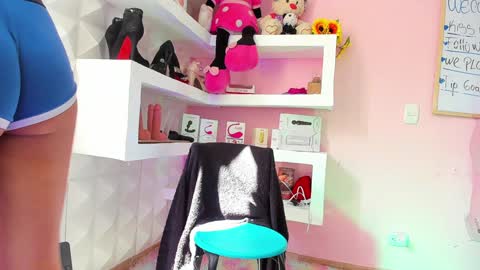 Mara castillo online show from December 20, 2:38 pm