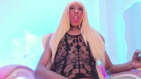 maraa_royal online show from January 7, 8:12 pm