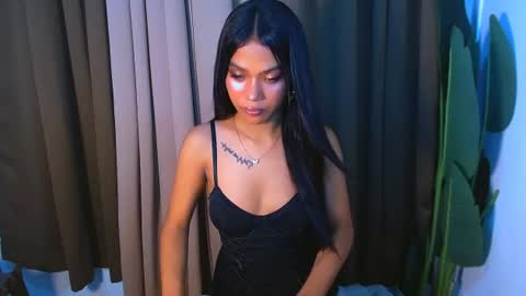 maria_mercides online show from July 17, 2:23 pm