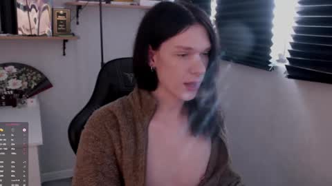 Mark online show from February 9, 1:03 pm