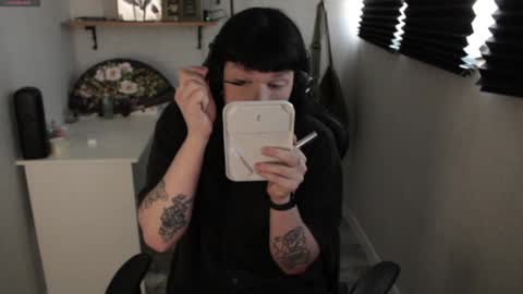 Mark online show from March 7, 8:49 am