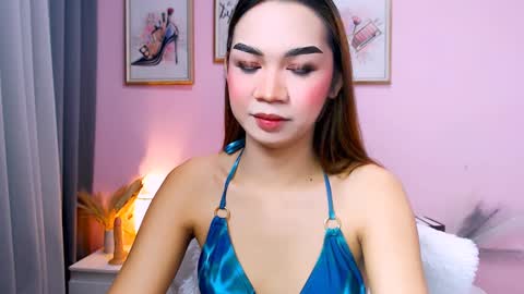 maxie greyson online show from December 18, 1:26 am