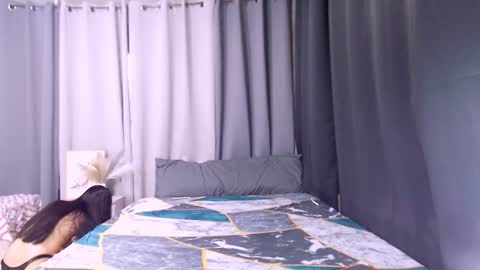 maxie greyson online show from February 2, 2:38 am