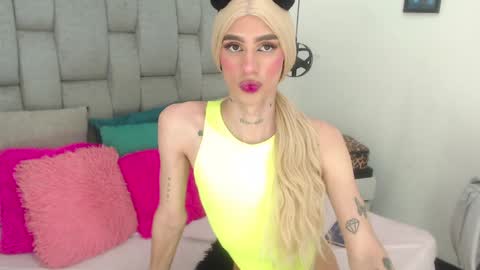 Melanny Antonella online show from December 3, 6:54 am