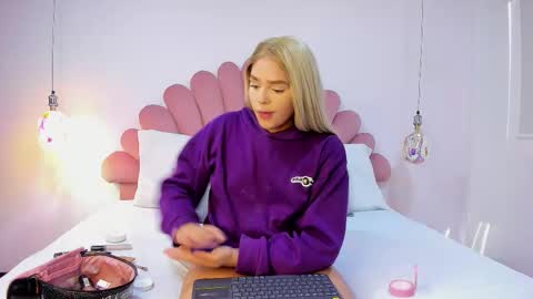 Melody online show from September 17, 2:11 pm