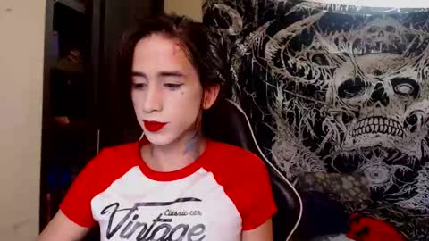 mely online show from November 17, 9:47 pm