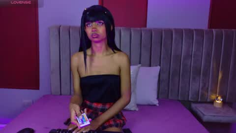 MIABLANC CR online show from April 12, 12:30 pm