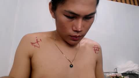 mia online show from March 12, 1:36 am