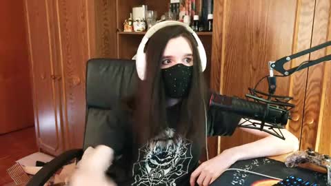 Kristien online show from March 31, 6:32 pm