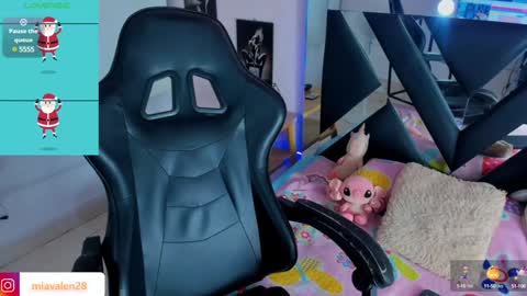 Miaa valentinaaa online show from January 16, 11:59 pm