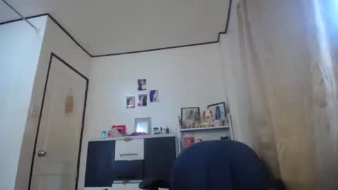 selena online show from September 20, 5:24 am