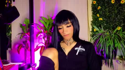 Snapshot of mikaelarangel chatting on October 11, 4:04 am mikaelarangel online show from October 11, 4:04 am