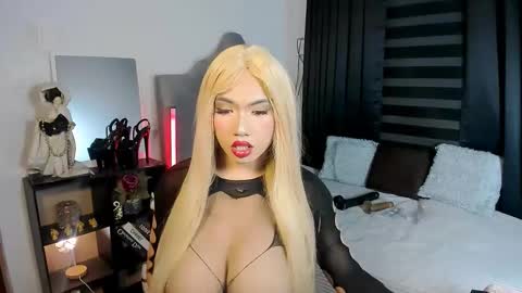 MARIANE online show from February 15, 2:40 am