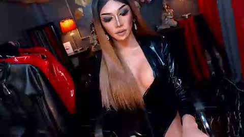 missbelindaxxx online show from December 26, 9:44 am