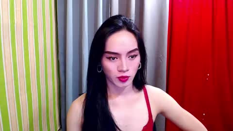 Missflawless699   --              online show from December 6, 4:30 am