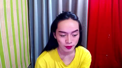 Missflawless699   --              online show from December 27, 9:43 pm