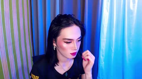 Missflawless699   --              online show from February 13, 3:45 am