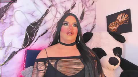 kassandra lazcano online show from April 19, 12:22 am