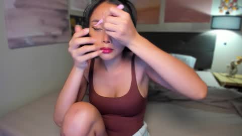 mona online show from December 14, 6:08 am