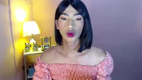 Mocha Locca  online show from January 10, 10:04 pm