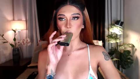 Molly online show from October 12, 3:53 am