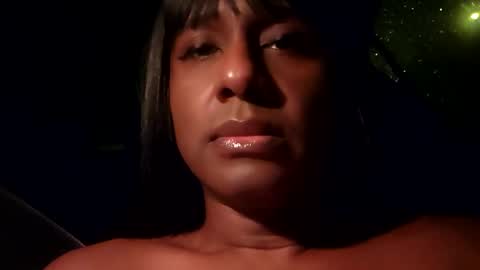 Snapshot of moniquemiles chatting on January 26, 9:51 am Monique Miles online show from January 26, 9:51 am