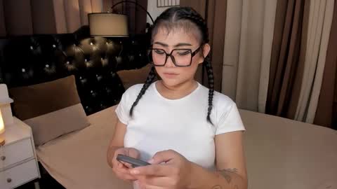 Ruthie online show from December 5, 6:48 am