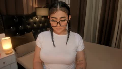 Ruthie online show from December 16, 8:41 am