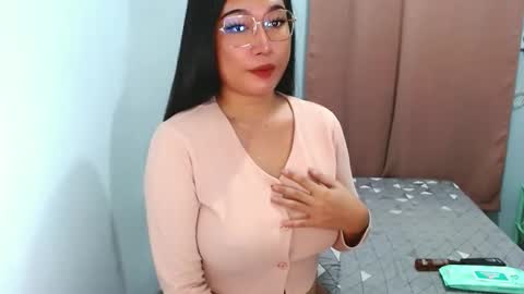 morriganhel_ online show from March 8, 3:56 pm