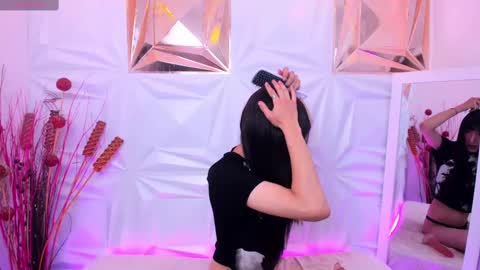 moxi online show from February 14, 4:04 am