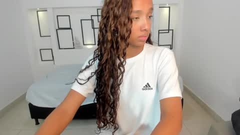 Namoi Smith online show from February 7, 5:41 am