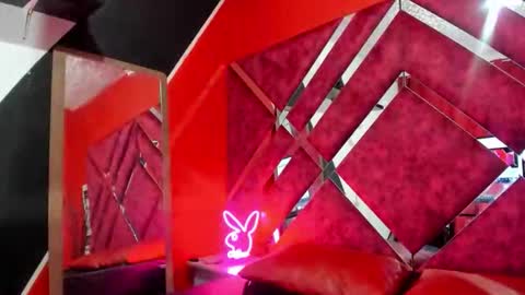 nathacha_bliss online show from April 15, 9:04 pm