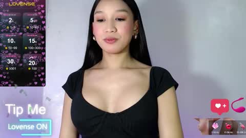   please follow me guyss online show from March 22, 6:12 pm